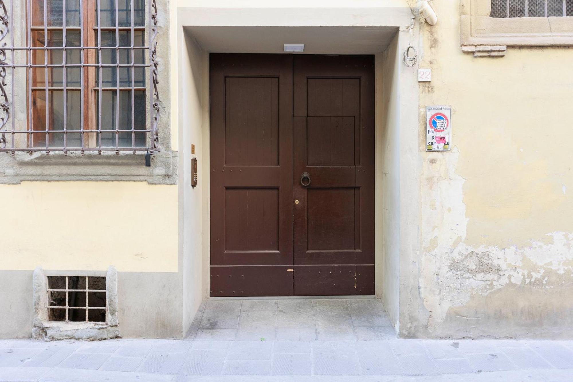 Santa Croce Deluxe Apartment فلورنس المظهر الخارجي الصورة