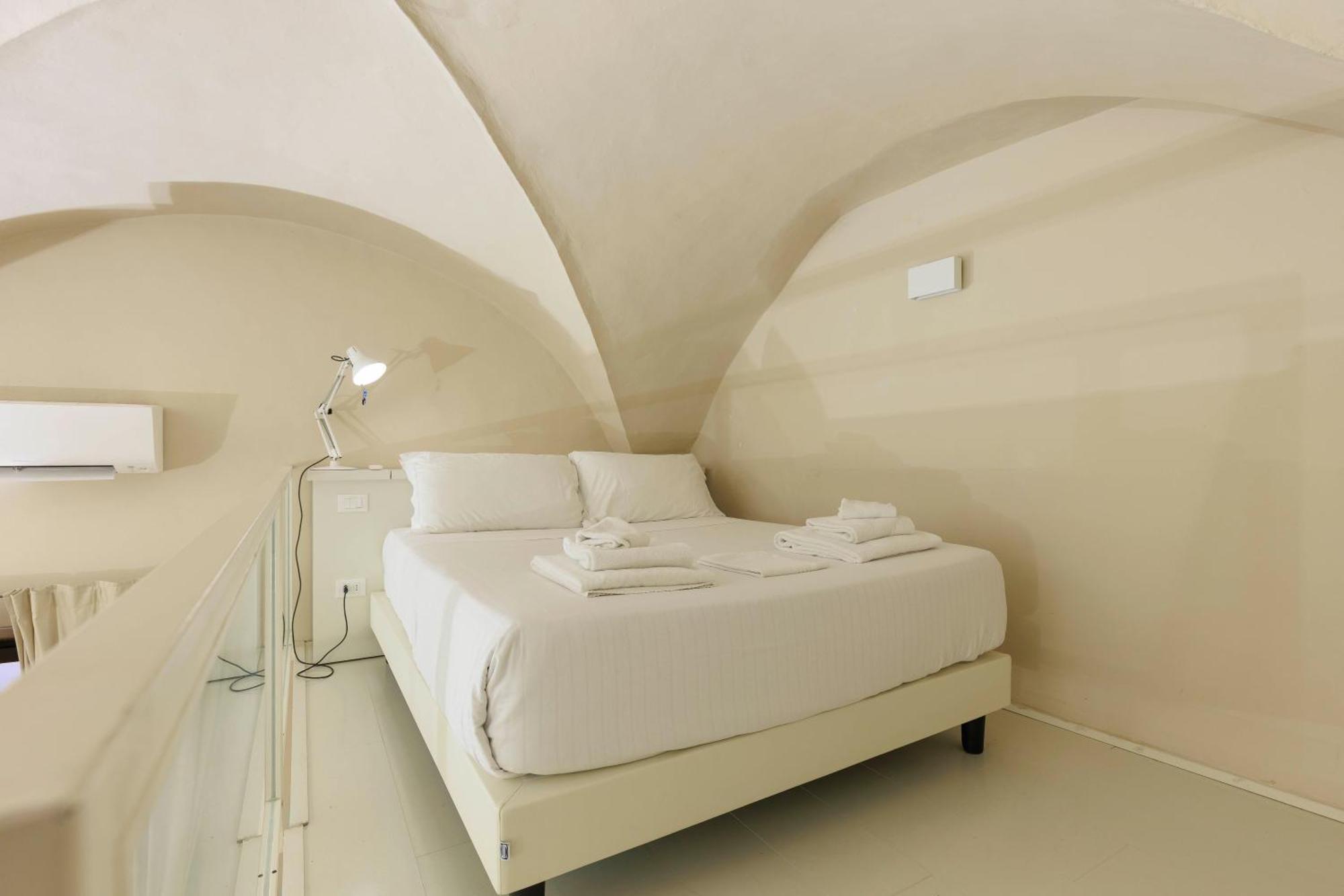 Santa Croce Deluxe Apartment فلورنس المظهر الخارجي الصورة