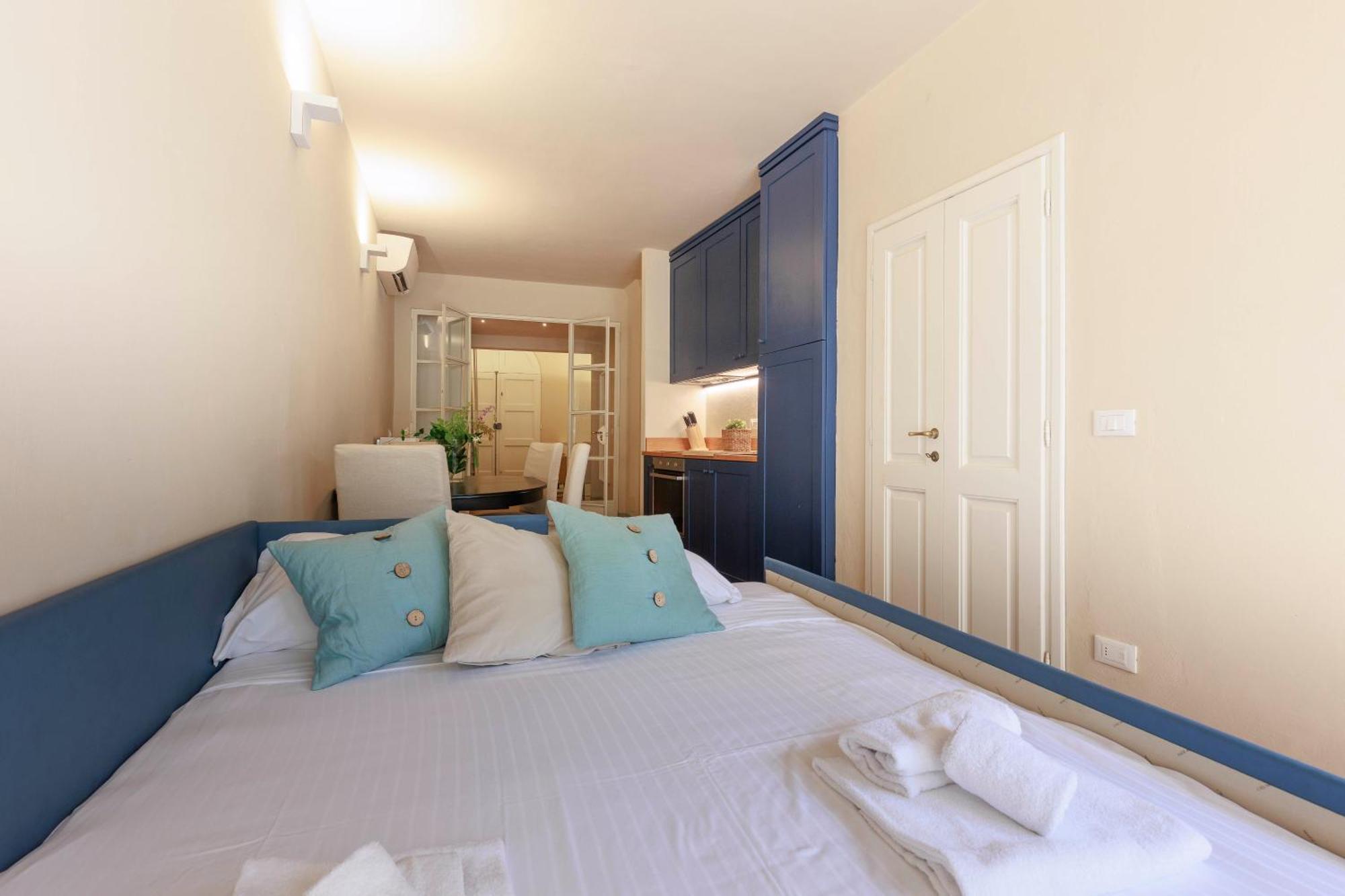 Santa Croce Deluxe Apartment فلورنس المظهر الخارجي الصورة
