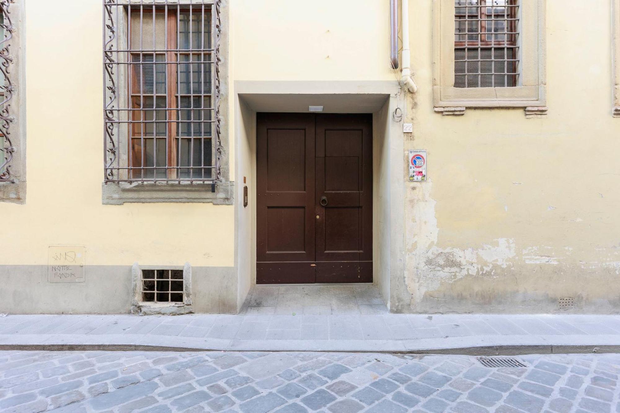 Santa Croce Deluxe Apartment فلورنس المظهر الخارجي الصورة